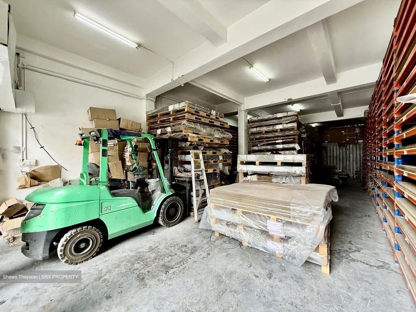 Senang Crescent (D14), Factory #617479891